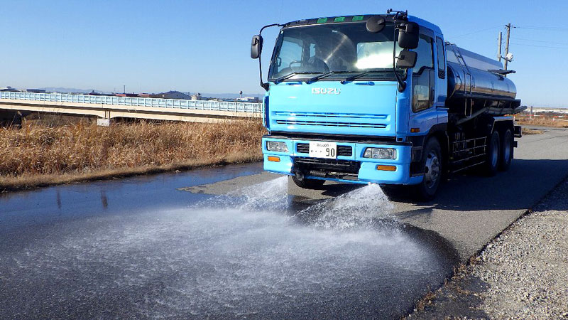 販売　トラック/散水車/特殊車両　金澤重車輌　富山市水橋