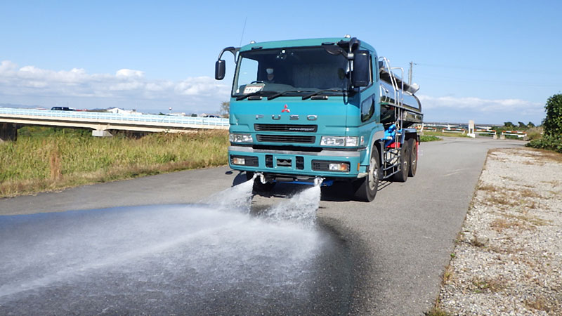 販売　トラック/散水車/特殊車両　金澤重車輌　富山市水橋